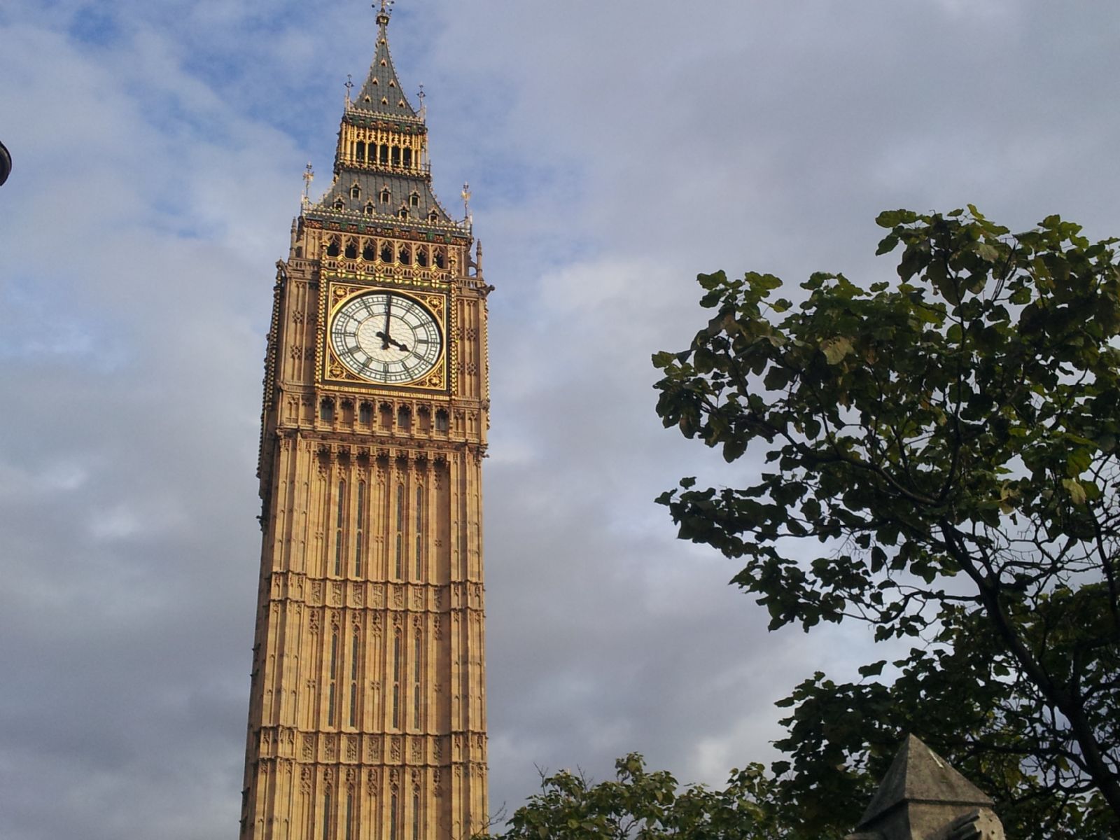 Big Ben & Parliament Square